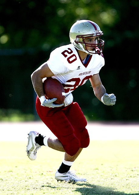 英超：曼联客场2-1战胜莱斯特城