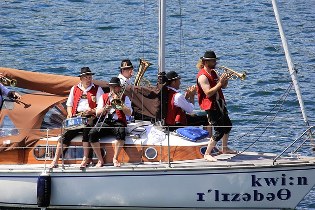 欧冠：皇马客场2-0完胜国际米兰