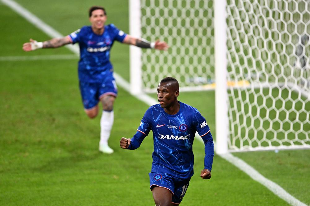 邮报评近5年曼联引援：姆伯莫居首、C罗第4，桑乔垫底